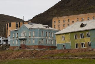 Desolation in Barentsburg (common.wikimedia.org)